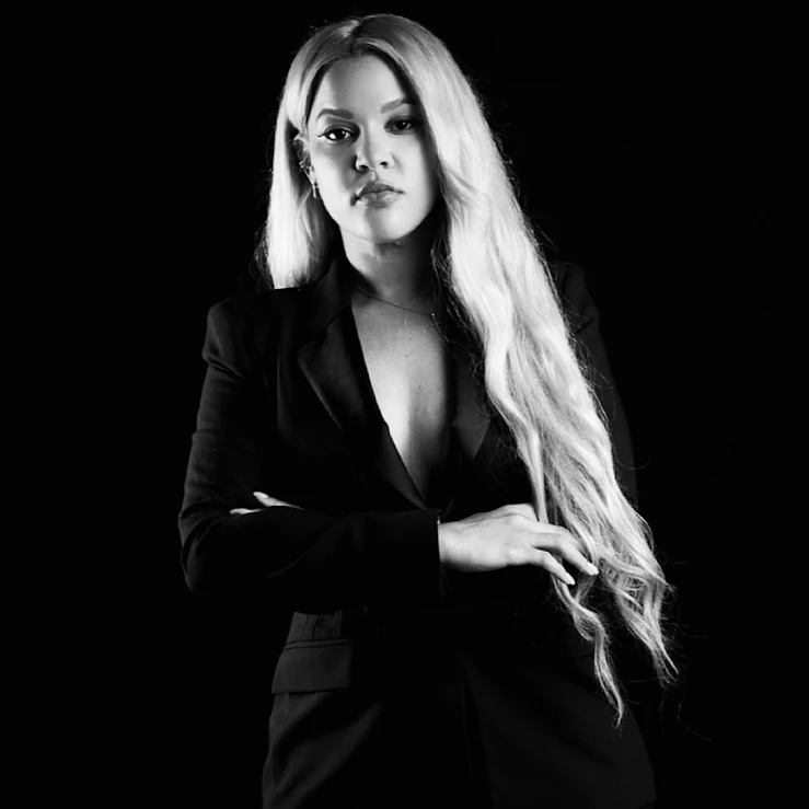 Schere und Pflege-Tools – Symbol unserer Philosophie